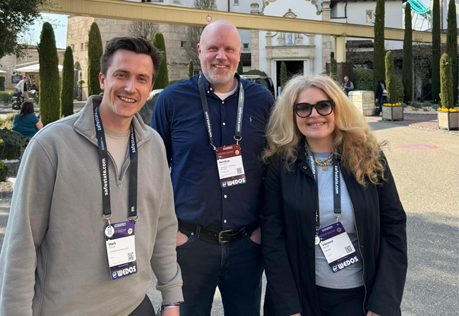 First Speaker Announcement: Remkus de Vries